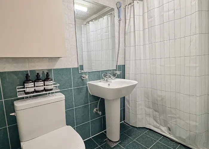 Gangnam, About A 6-minute Walk From Seolleung Station, Daechi Academy District Appartement *