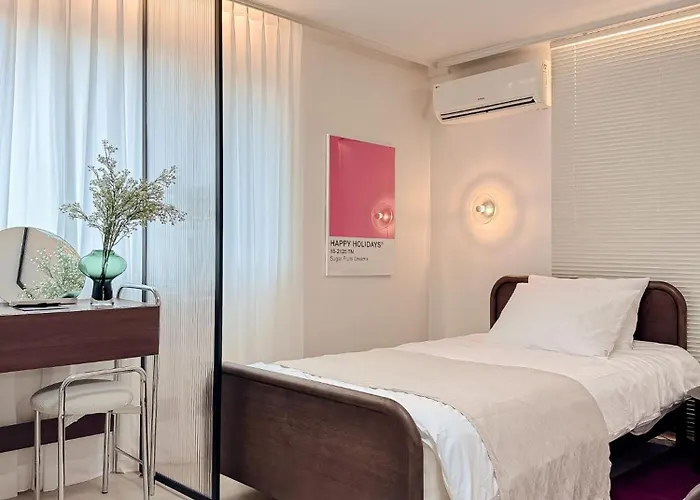 Appartement Gangnam, About A 6-minute Walk From Seolleung Station, Daechi Academy District Seoel