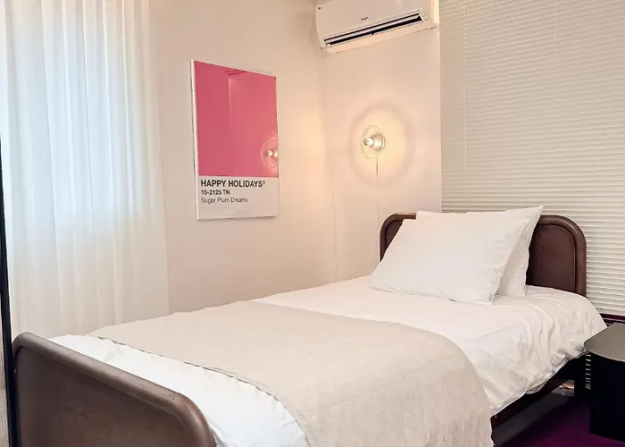 Gangnam, About A 6-minute Walk From Seolleung Station, Daechi Academy District * Seoel