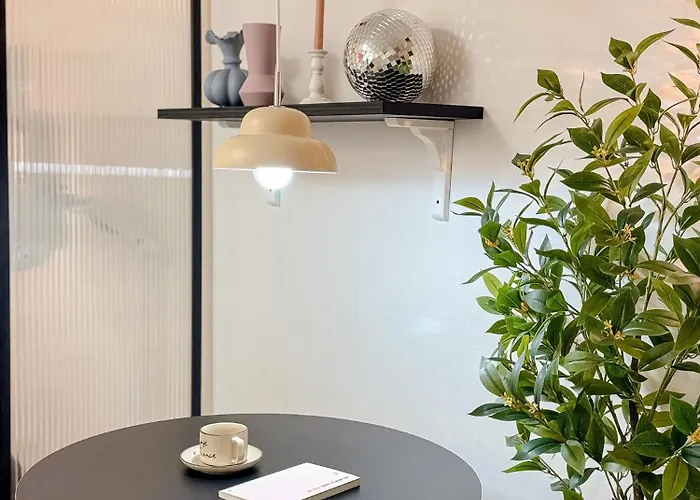 Gangnam, About A 6-minute Walk From Seolleung Station, Daechi Academy District Appartement