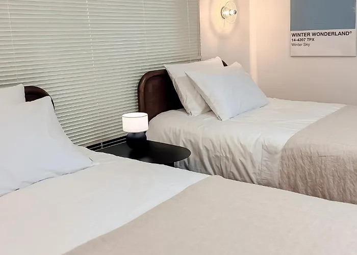 Gangnam, About A 6-minute Walk From Seolleung Station, Daechi Academy District *