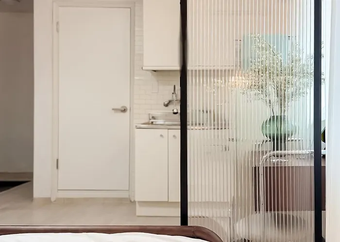 Gangnam, About A 6-minute Walk From Seolleung Station, Daechi Academy District Appartement